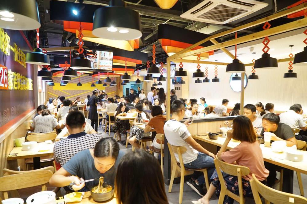 餐飲店裝修多少錢一平？